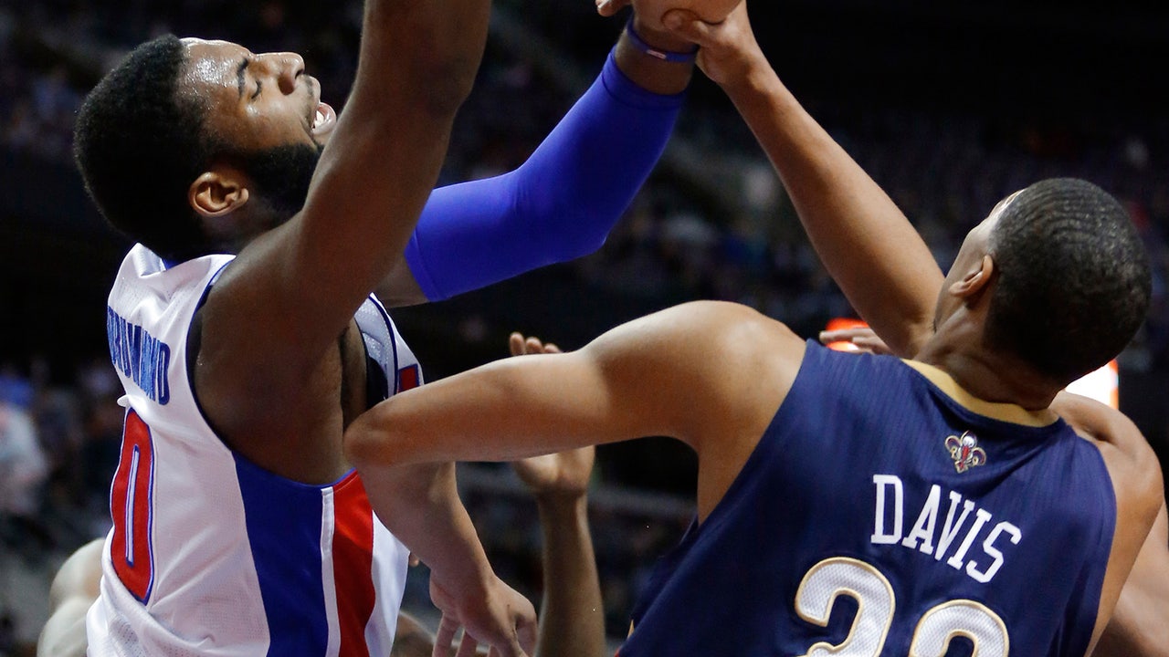Pistons blow lead, fall to Pelicans